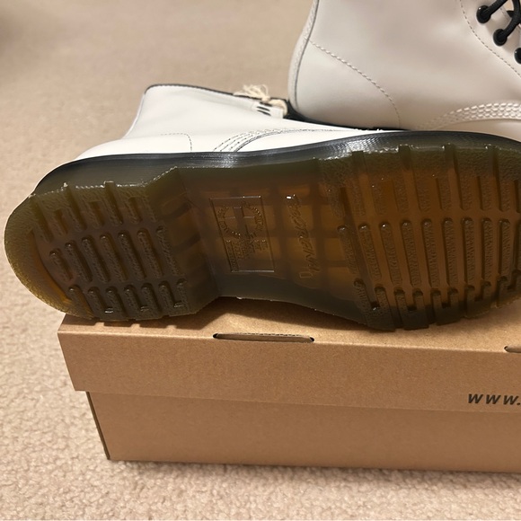 Dr Martens 1460 Boot White Smooth Leather Size 7 - Picture 5 of 6